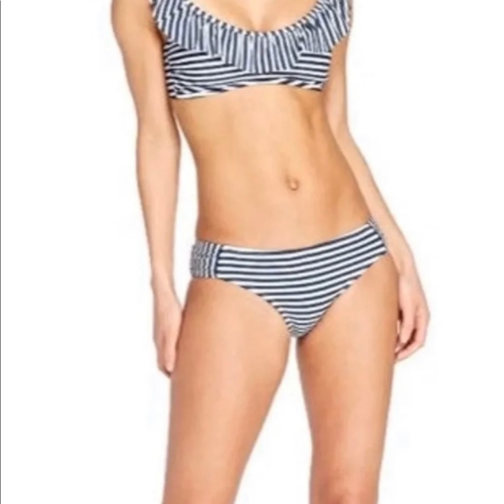 Vineyard Vine bikini 👙